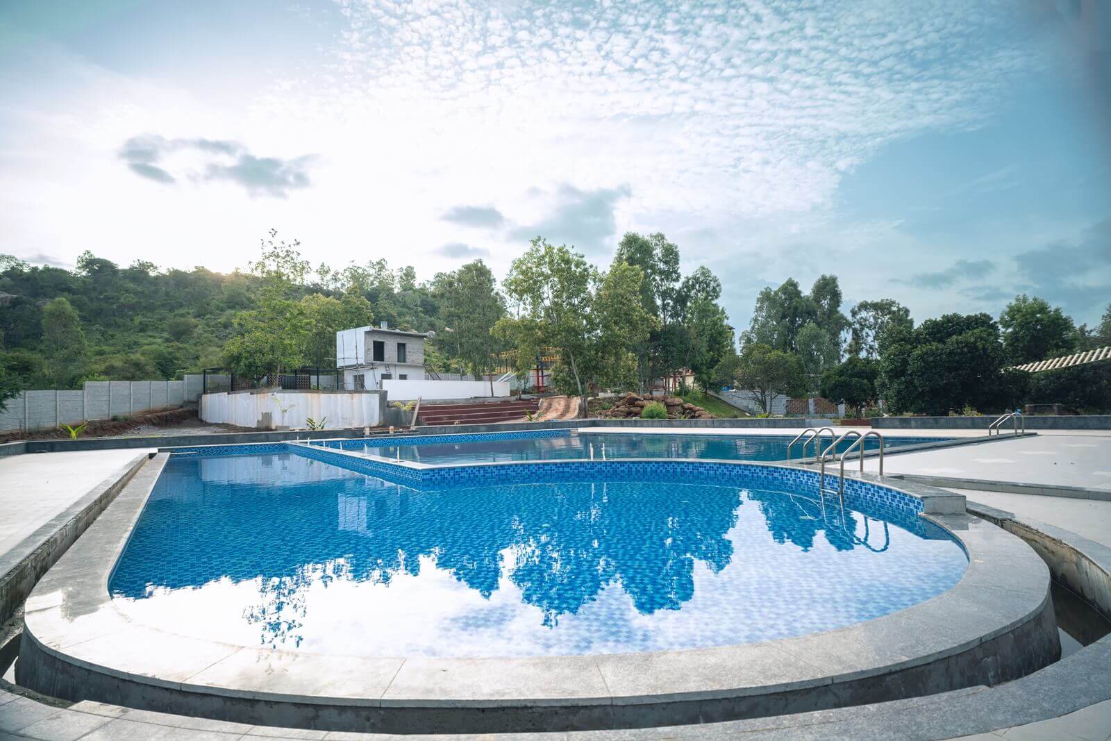 Benchkal Resort - Swimming Pool